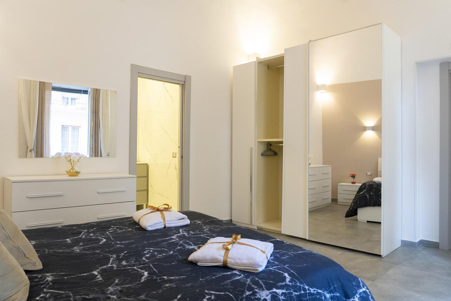 Leoscar Apartment In Catania Center Self Check-In Exterior foto